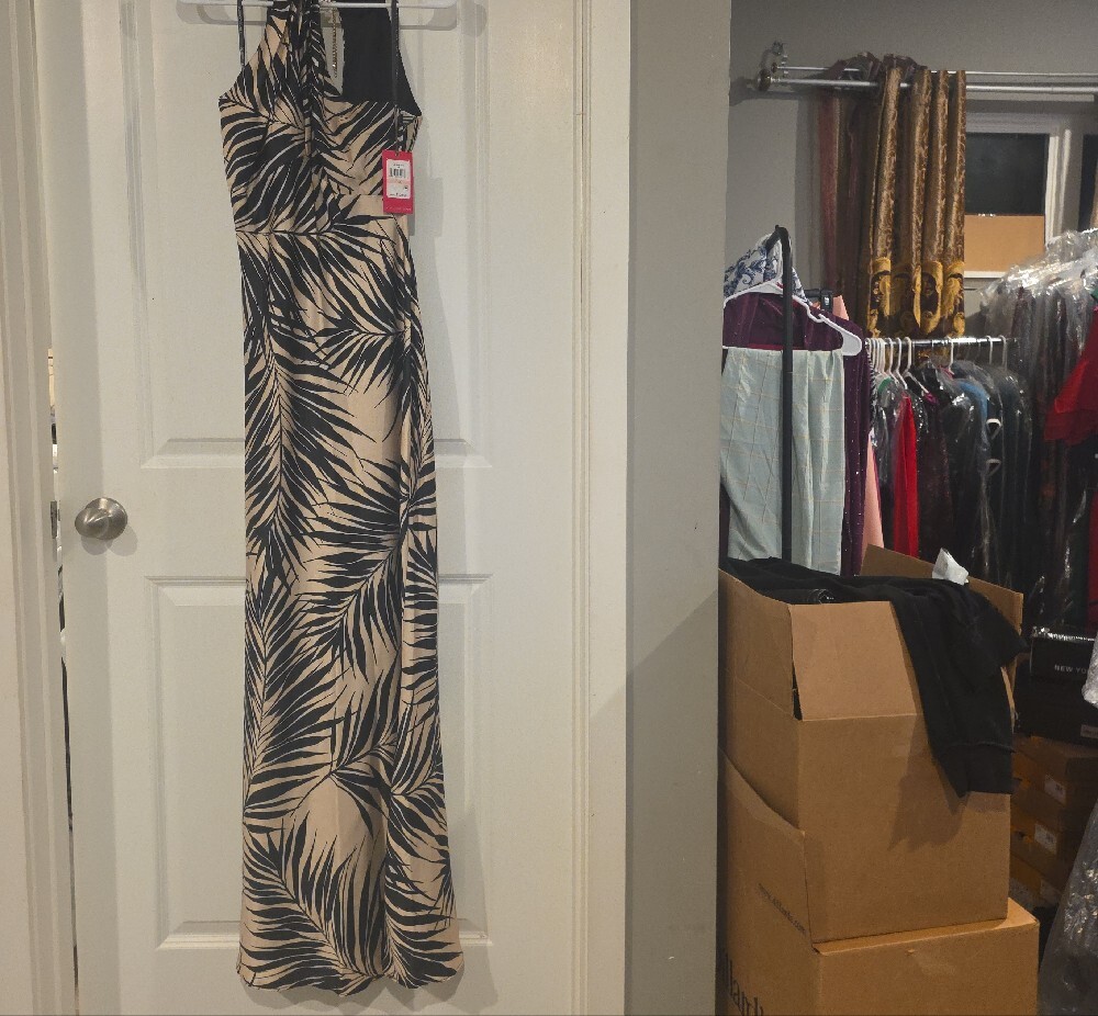 Vince Camuto Beige and Black Palm-Print Halter Maxi Dress - Picture 3 of 16